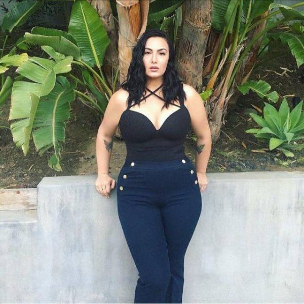 Steven Seagal’s Daughter Is A Lethal Beauty