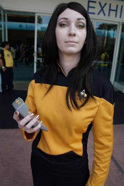 This Is Some Top-Notch Cosplay Right Here!