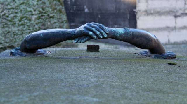 These Statues Will Send Chills Down Your Spine