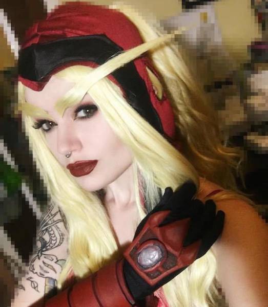 Zalaria Is The Perfect Cosplay Queen