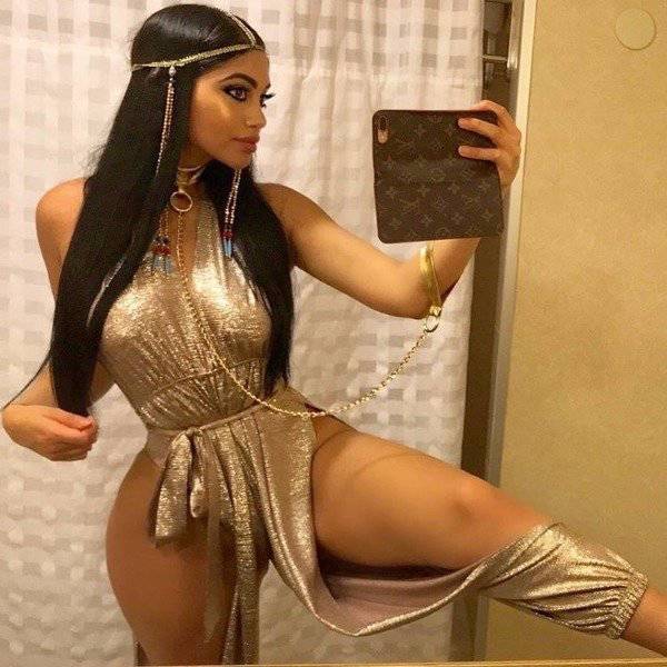 Halloween Brings Us Some Top-Notch Sexy Costumes!