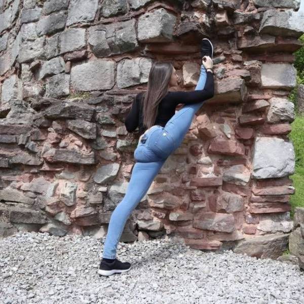 These Girls Flex In All The Right Places