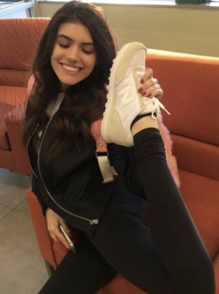 These Girls Flex In All The Right Places