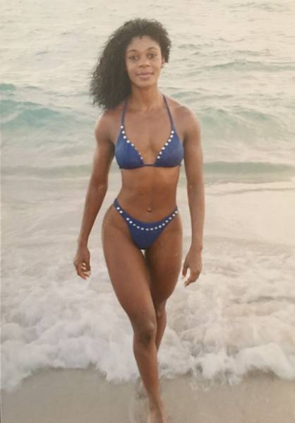 Who Is Mother And Who Is Daughter Here?!