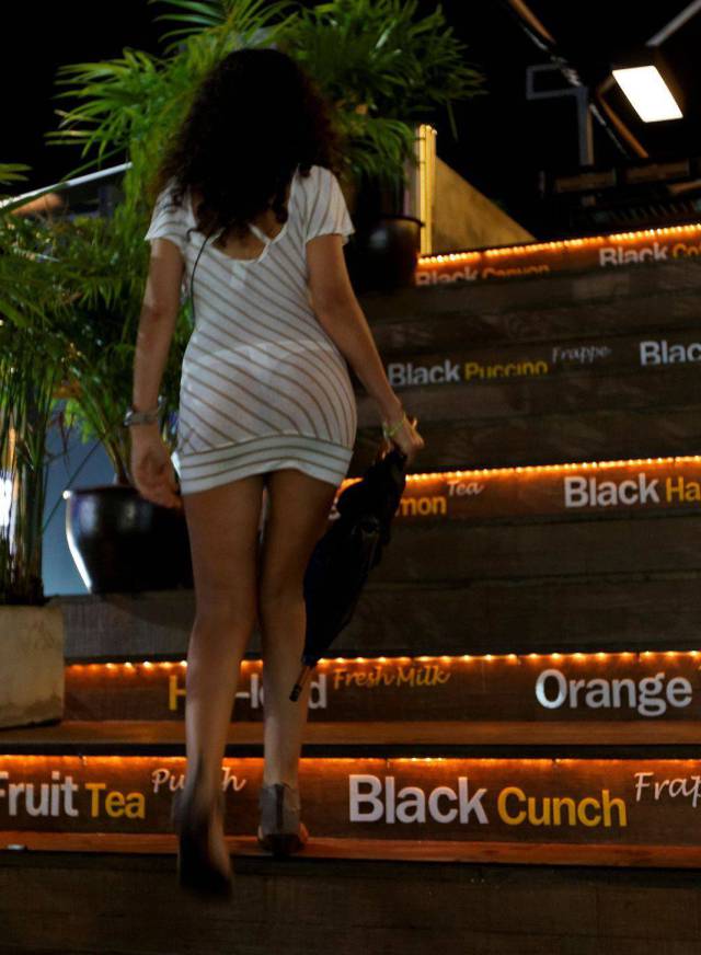 You Can See Through These Girls’ Clothes!