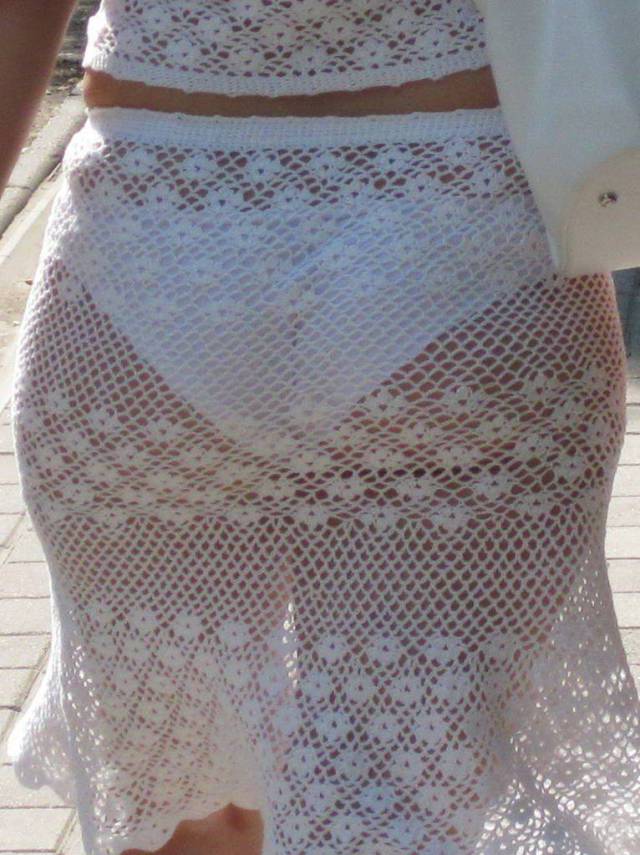 You Can See Through These Girls’ Clothes!