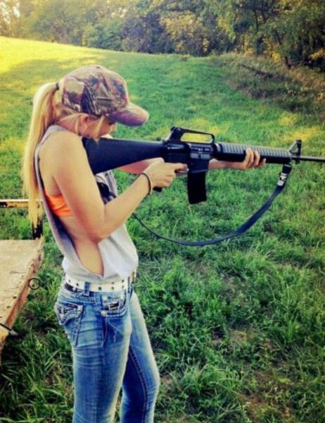 Hot Girls With Big Guns
