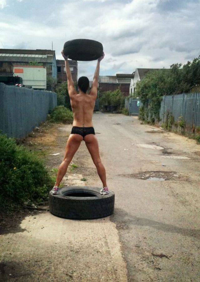 Fit Girls That Are Almost Too Hot to Handle