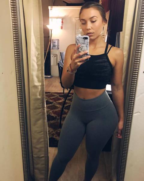 Yoga Pants Are Here! Let Them Come!