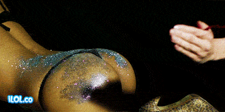 GIFs of Really Hot Girls