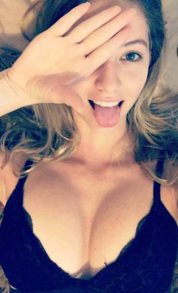 Goofy Girls Are The Best Kind Of Girlfriend