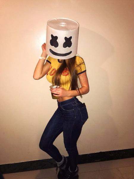 Goofy Girls Are The Best Kind Of Girlfriend