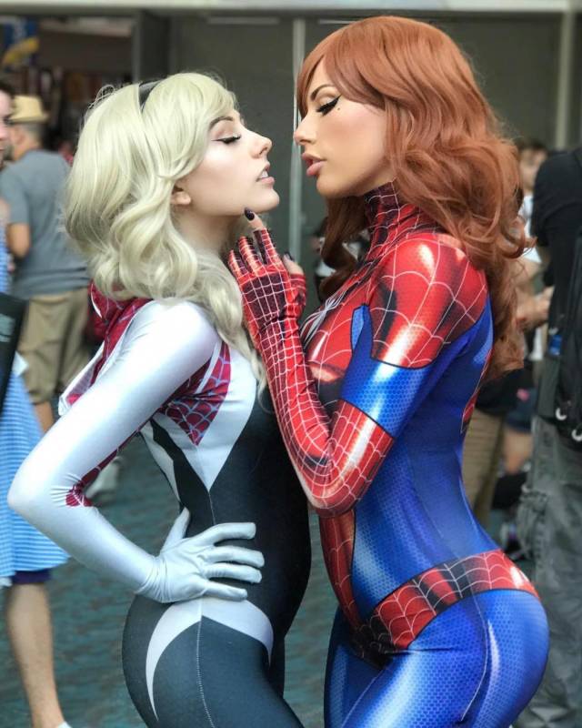 Best Cosplay Is Sexy Cosplay!