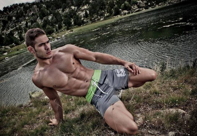 Who Said Only Girls Can Be Sexy?!