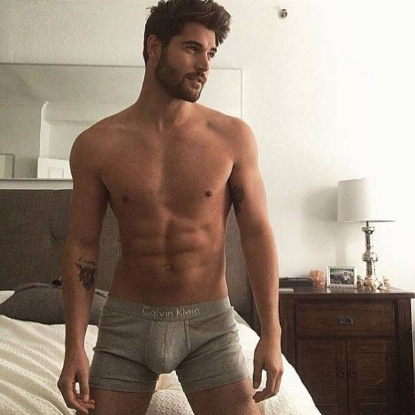 Who Said Only Girls Can Be Sexy?!