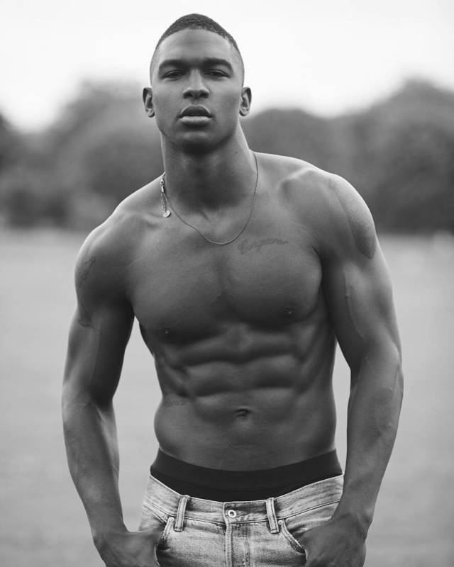 Who Said Only Girls Can Be Sexy?!