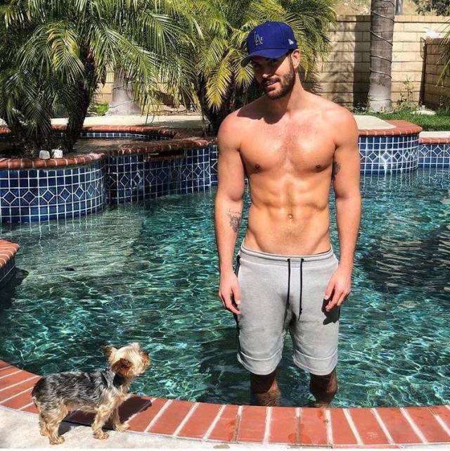 Who Said Only Girls Can Be Sexy?!