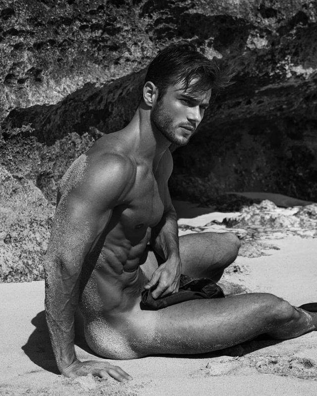 Who Said Only Girls Can Be Sexy?!