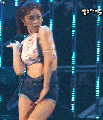 GIFs of Really Hot Girls