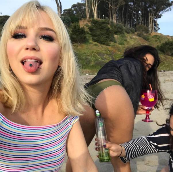 Girls Always Know How To Have Fun