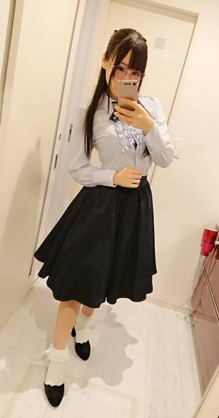 Japanese Girls Found A Very Seductive Way To Carry A Backpack…Or Boobpack Rather