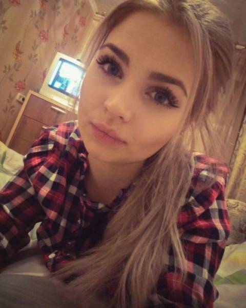 Cute Girls Are A Blessing To Men