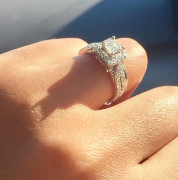 These Photos Don’t Contain What You See On Them