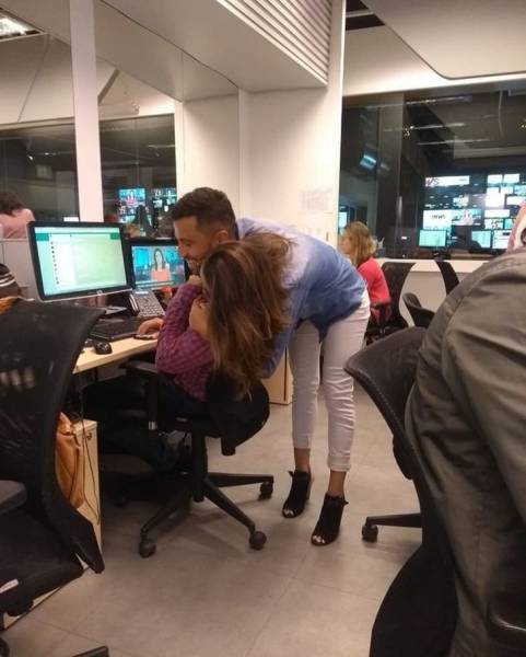 These Photos Don’t Contain What You See On Them