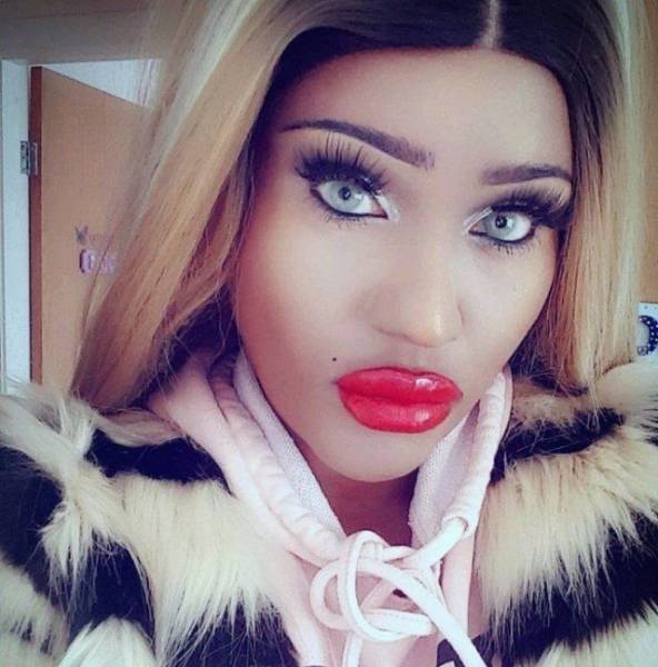 What Have They Done With Their Lips?!