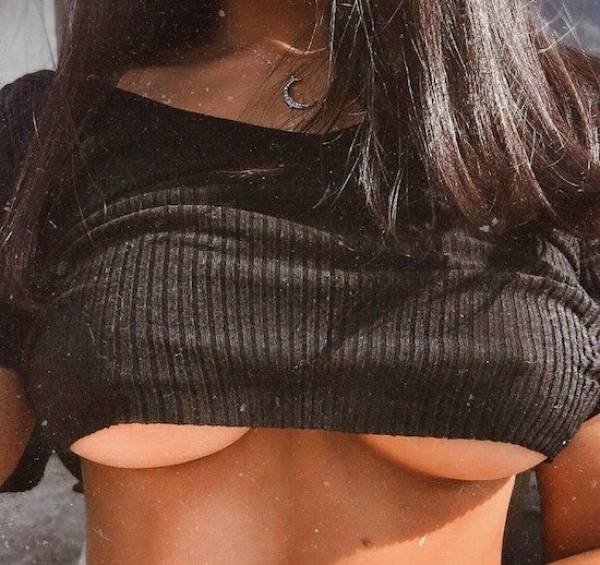 These Underboobs Will Make Your Imagination Go Wild