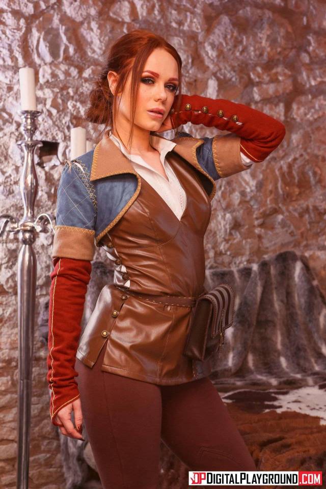 Not Cosplays, But Porn Stills