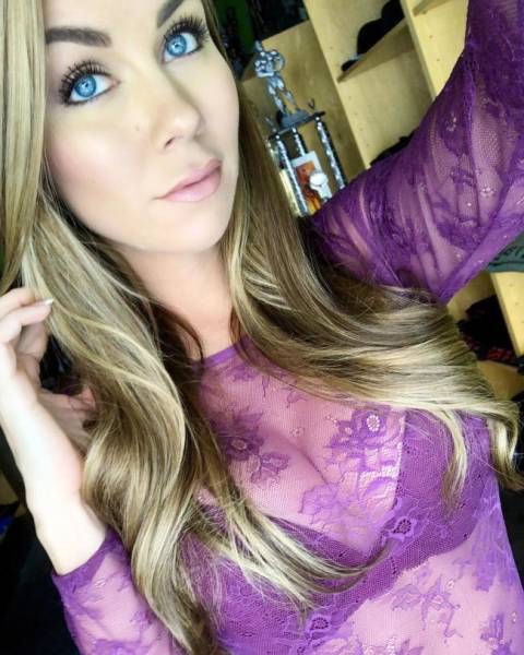 Mesh Dresses Can Hide Very Little From You