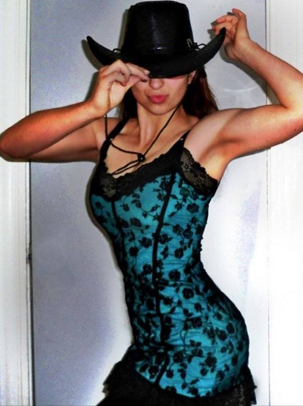 Country Girls Coming In Hot