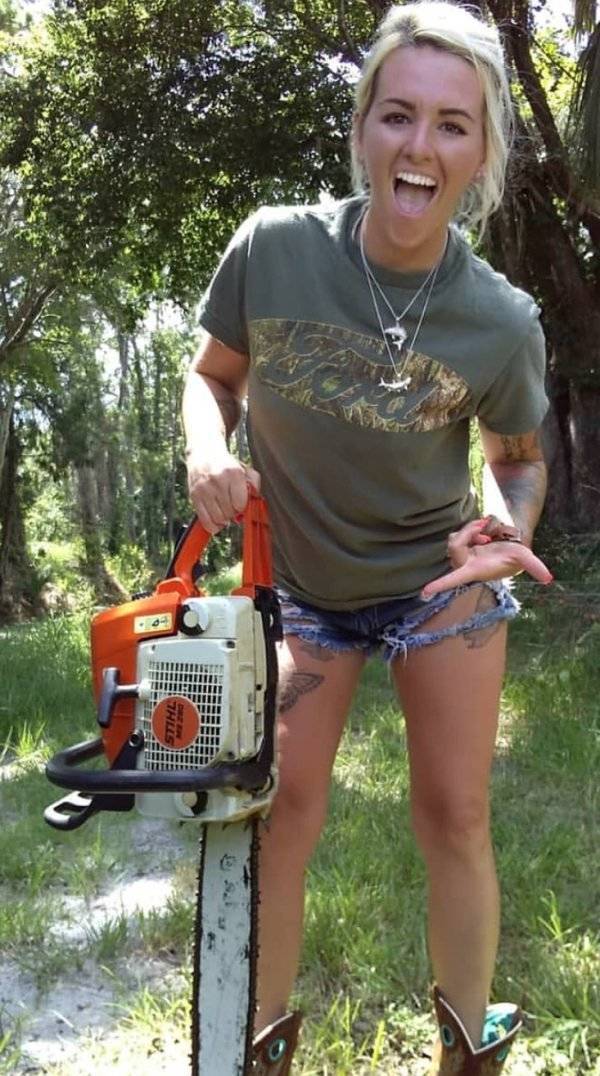 Country Girls Coming In Hot