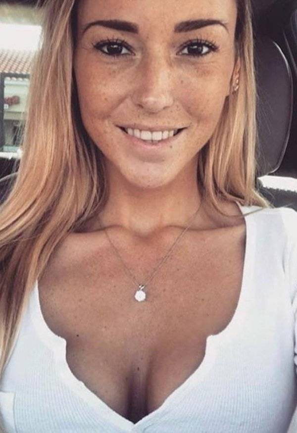 Country Girls Coming In Hot