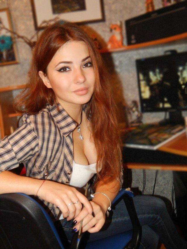 Girls With Beautiful Boobs Are A Mouthwatering Sight