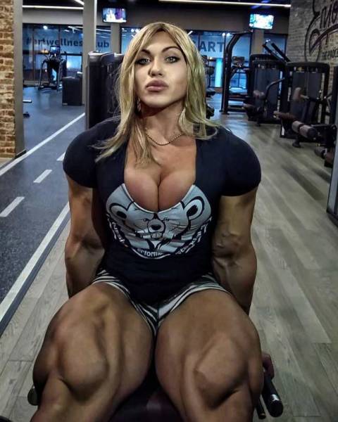 Is This Jacked Russian Bodybuilder Even Female?!