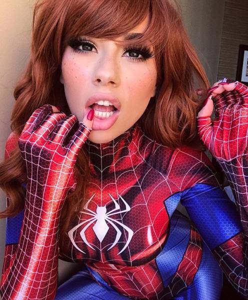 Vera Bambi Is An Expert On Sexy Cosplay