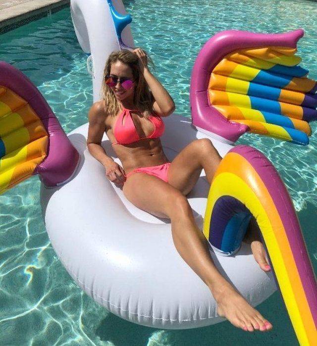 Girls Invite You To Join Them In The Pool