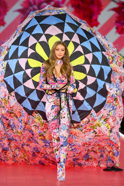 Victoria’s Secret Fashion Show In Full Glory