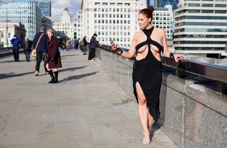 Kim Kardashian’s Revealing Dress Gets A Street Test