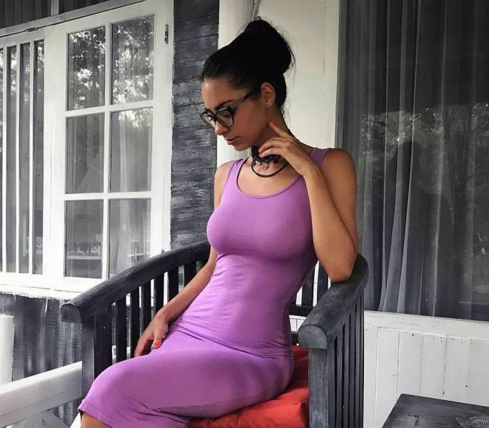 Oh My, Those Tight Dresses