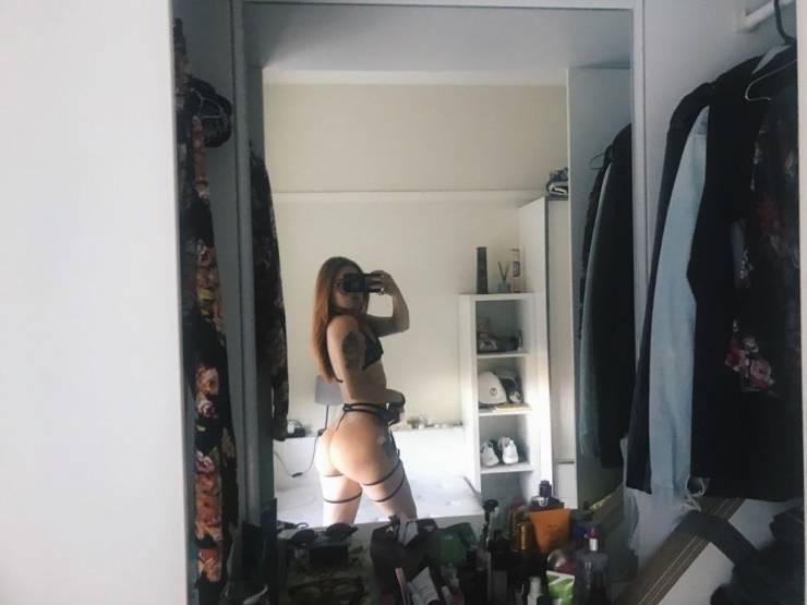 Butt Lovers Gather Around