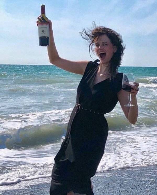 Are Sexy Actresses Still As Hot In Real Life?