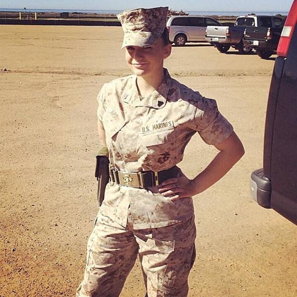 These Female Soldiers Look Great. Always