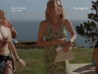 christina hendricks is too red and too hot 30 gifs 2.html - 1 HD GIF | Premium Gallery 2019