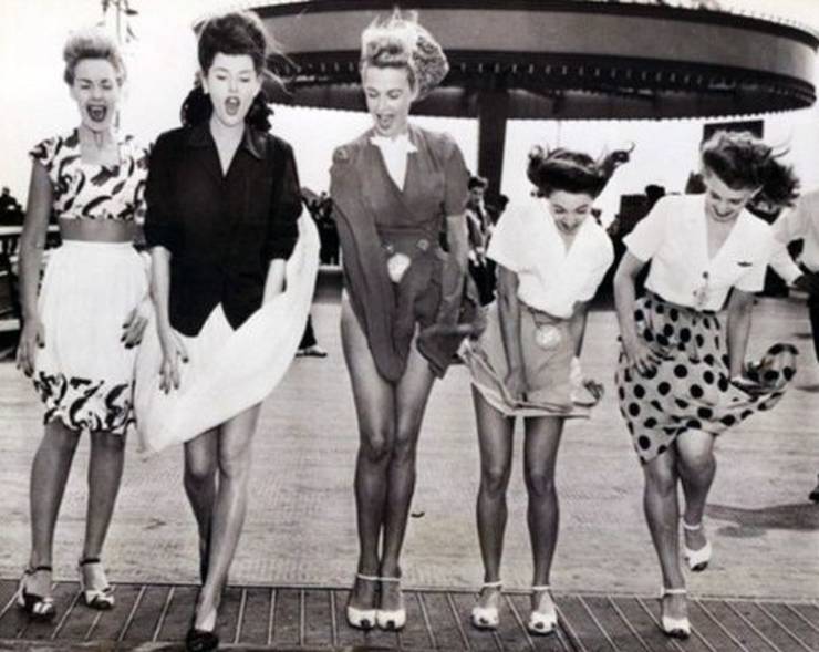 Eccentric Girls Of The Last Century