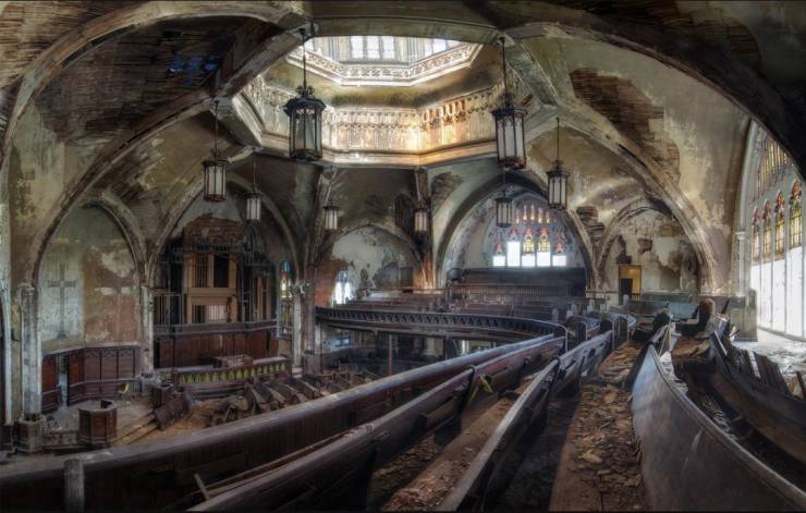 Abandoned Porn Is Pretty Real!