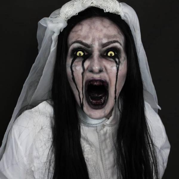 This Makeup Artist’s Works Are Super Creepy
