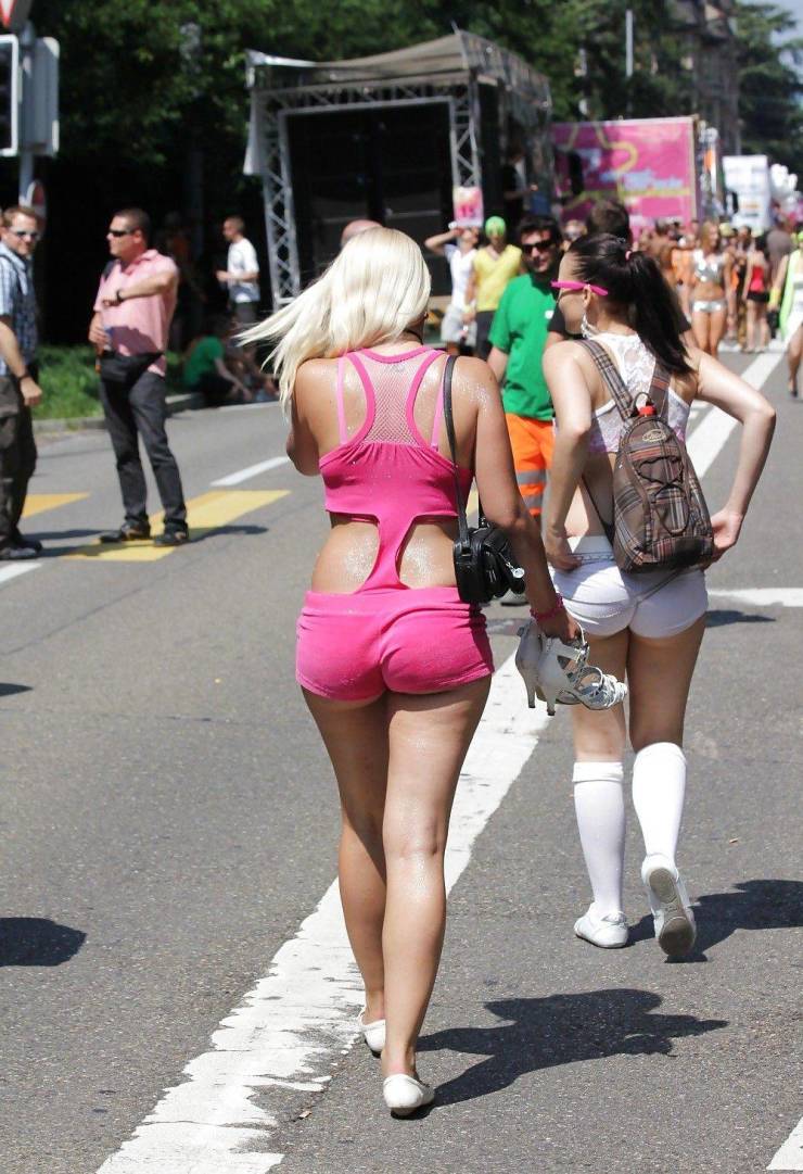 hot girls you meet on the streets 49 pics 3.html - 49 HD Photos | Premium Gallery 2019
